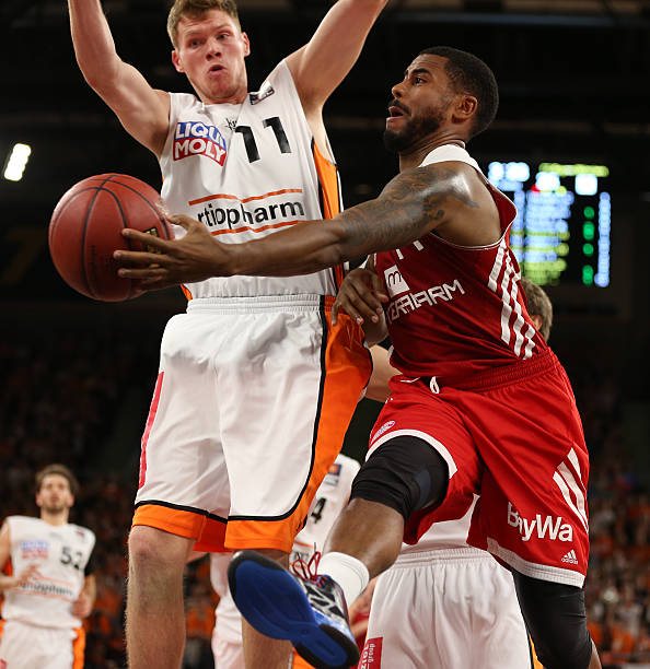 已逐渐在球 已逐渐在球