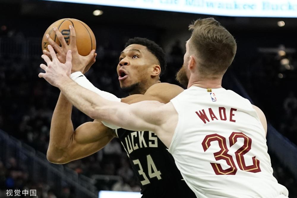 的努力与坚 的努力与坚