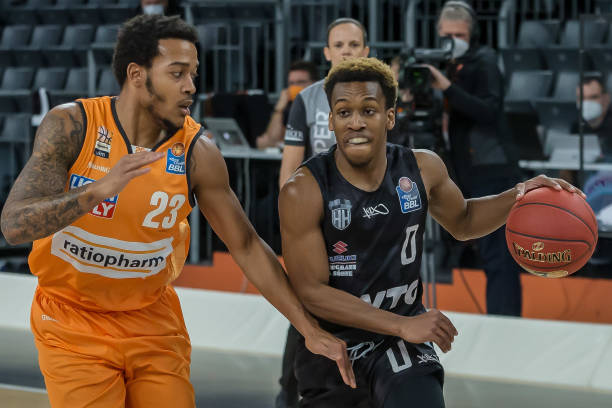 须狠狠干他 须狠狠干他